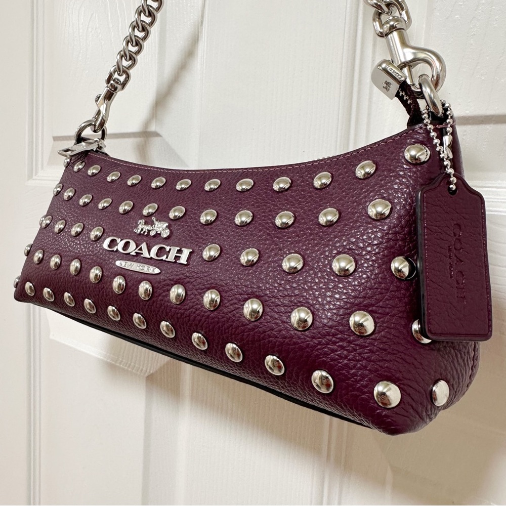 SOLD Coach Charlotte Refined Pebbled Leather Baguette Shoulder Bag - Picture 4 of 16